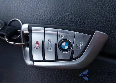 2018 BMW X5 xDrive35I z USA, uszkodzony, nr VIN 5UXKR0C51J0X95842